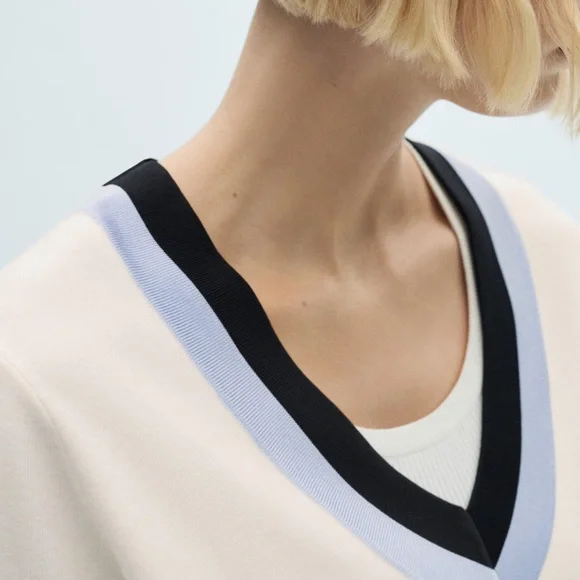 Mango Women's V-Neck Sweater with Blue and Black Stripes NWOT - Picture 3 of 6